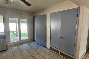 5643 Condon Ln, Houston, TX 77053 - Photo 2