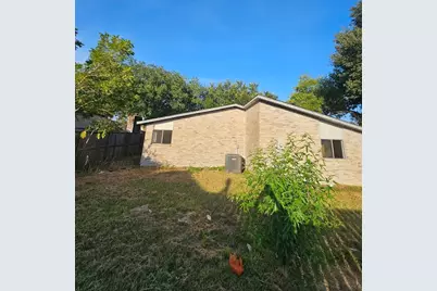 5643 Condon Lane, Houston, TX 77053 - Photo 14