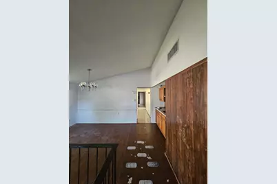5643 Condon Lane, Houston, TX 77053 - Photo 12