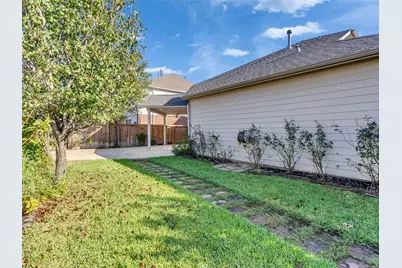 9915 Valance Way, Conroe, TX 77385 - Photo 30