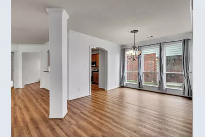 9915 Valance Way, Conroe, TX 77385 - Photo 10