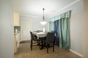 2117 Pecan St, Dickinson, TX 77539 - Photo 8