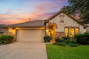 22206 Wenbury Dr, Tomball, TX 77375 - Photo 2