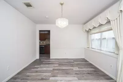 11915 N Hanworth Drive, Houston, TX 77031 - Photo 2