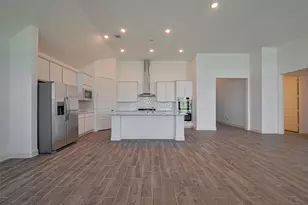 13415 Golden Isle Dr, Texas City, TX 77568 - Photo 10