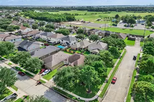 6902 Oleander Grove Way, Houston, TX 77049 - Photo 34