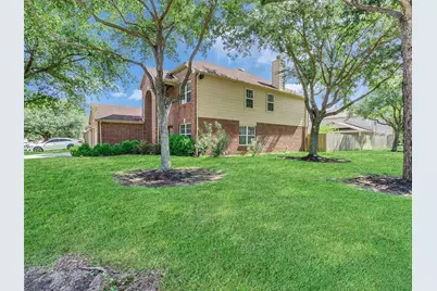 6902 Oleander Grove Way, Houston, TX 77049 - Photo 32