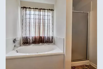 6902 Oleander Grove Way, Houston, TX 77049 - Photo 20