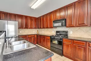 6902 Oleander Grove Way, Houston, TX 77049 - Photo 14