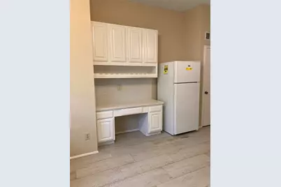 2015 Shorewood Lane, Sugar Land, TX 77479 - Photo 2