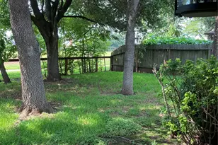2015 Shorewood Ln, Sugar Land, TX 77479 - Photo 46
