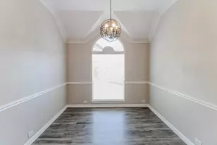 5705 Emerald Brook Ln, League City, TX 77573 - Photo 8