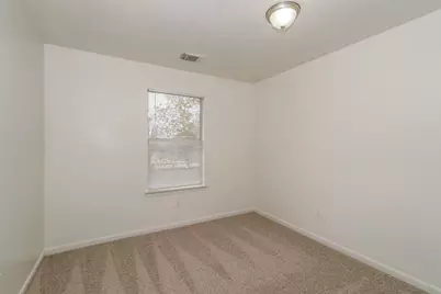 8735 Texas Acorn Avenue, Houston, TX 77078 - Photo 12