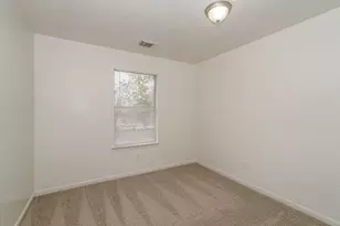 8735 Texas Acorn Ave, Houston, TX 77078 - Photo 12