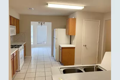 2747 Lofty Elm, Houston, TX 77038 - Photo 6