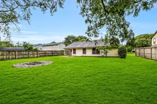 508 E Castle Harbour Dr, Friendswood, TX 77546 - Photo 28