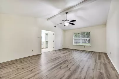 508 E Castle Harbour Drive, Friendswood, TX 77546 - Photo 16