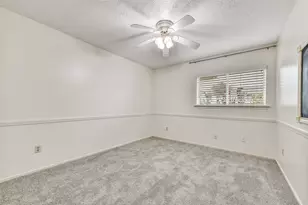 508 E Castle Harbour Dr, Friendswood, TX 77546 - Photo 24