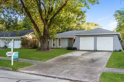 16310 Forest Bend Avenue, Friendswood, TX 77546 - Photo 2