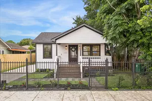 1107 Cordell St, Houston, TX 77009 - Photo 1
