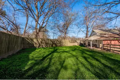 2203 Shannon Drive, Huntsville, TX 77320 - Photo 30