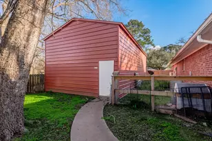 2203 Shannon Dr, Huntsville, TX 77320 - Photo 36