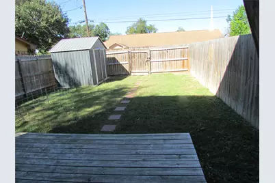 201 A&b W Mink St, Willis, TX 77378 - Photo 18