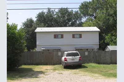 201 A&b W Mink St, Willis, TX 77378 - Photo 2