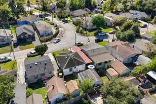 1227 Common Park Dr, Houston, TX 77009 - Photo 22