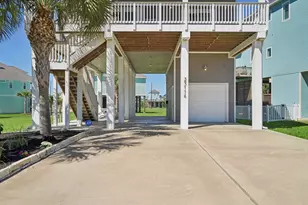 25114 Sausalito Dr, Galveston, TX 77554 - Photo 4