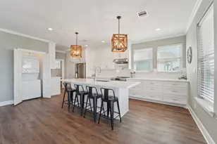 25114 Sausalito Dr, Galveston, TX 77554 - Photo 18