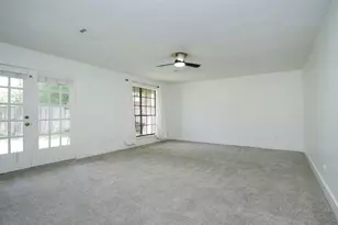 8006 Albin Ln, Houston, TX 77071 - Photo 30
