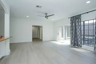 8006 Albin Ln, Houston, TX 77071 - Photo 14