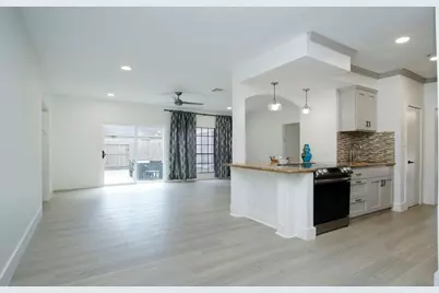 8006 Albin Lane, Houston, TX 77071 - Photo 18