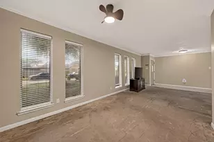 9854 Sagebark Dr, Houston, TX 77089 - Photo 6