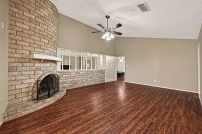 9854 Sagebark Drive, Houston, TX 77089 - Photo 10
