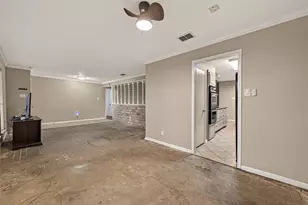 9854 Sagebark Dr, Houston, TX 77089 - Photo 8