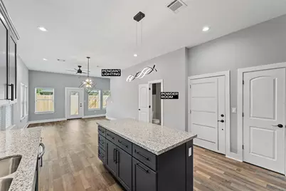 7704 Sealey Street, Houston, TX 77088 - Photo 6