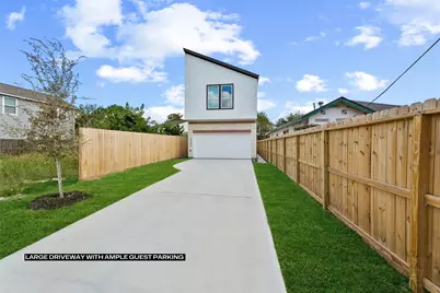 7704 Sealey Street, Houston, TX 77088 - Photo 2