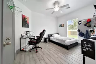 28402 Calaveras Creek Ct, Houston, TX 77336 - Photo 22