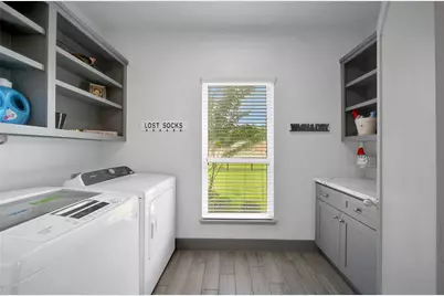 28402 Calaveras Creek Court, Houston, TX 77336 - Photo 26