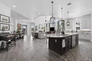 6015 Henry Hamlet Dr, Conroe, TX 77304 - Photo 16
