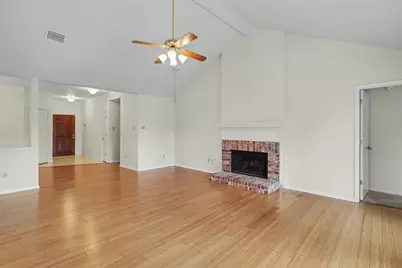 2004 Aberdeen Drive, League City, TX 77573 - Photo 4