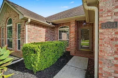 2004 Aberdeen Drive, League City, TX 77573 - Photo 2