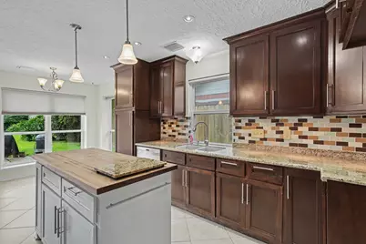 2004 Aberdeen Drive, League City, TX 77573 - Photo 8
