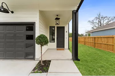 6904 Covington Drive #A, Houston, TX 77091 - Photo 2