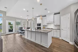 2047 Blackhawk Ridge Ln, Manvel, TX 77578 - Photo 8