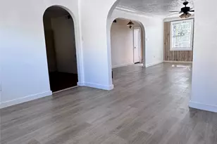 2918 46th St, Dickinson, TX 77539 - Photo 8