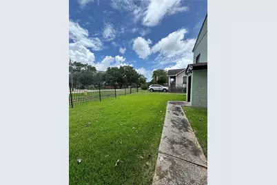 2918 46th Street #3, Dickinson, TX 77539 - Photo 16