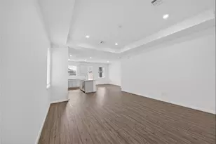 9723 Pettus Crk Dr, Cypress, TX 77433 - Photo 14